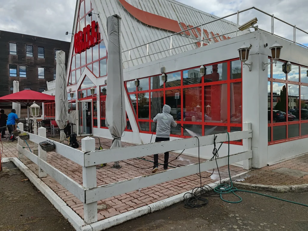 intervention de nettoyage d'Helmand dans un Buffalo Grill à Toulouse