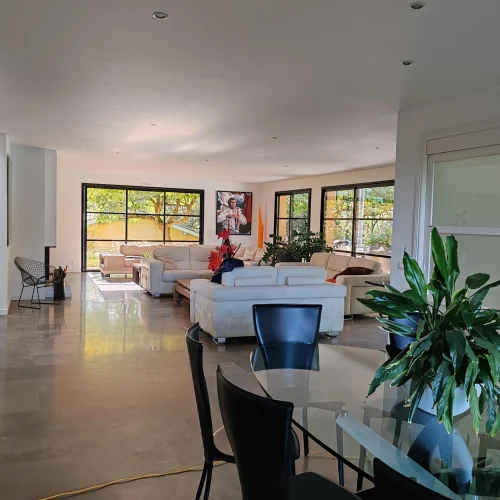 Maison de particulier remise au propre par Helmand